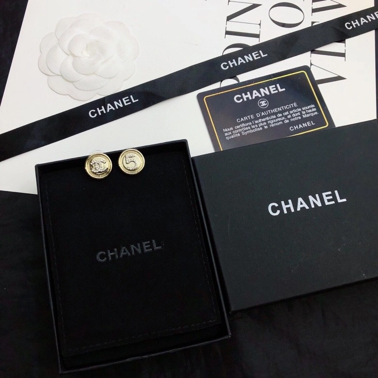 Chanel Earrings Minimalist 227527