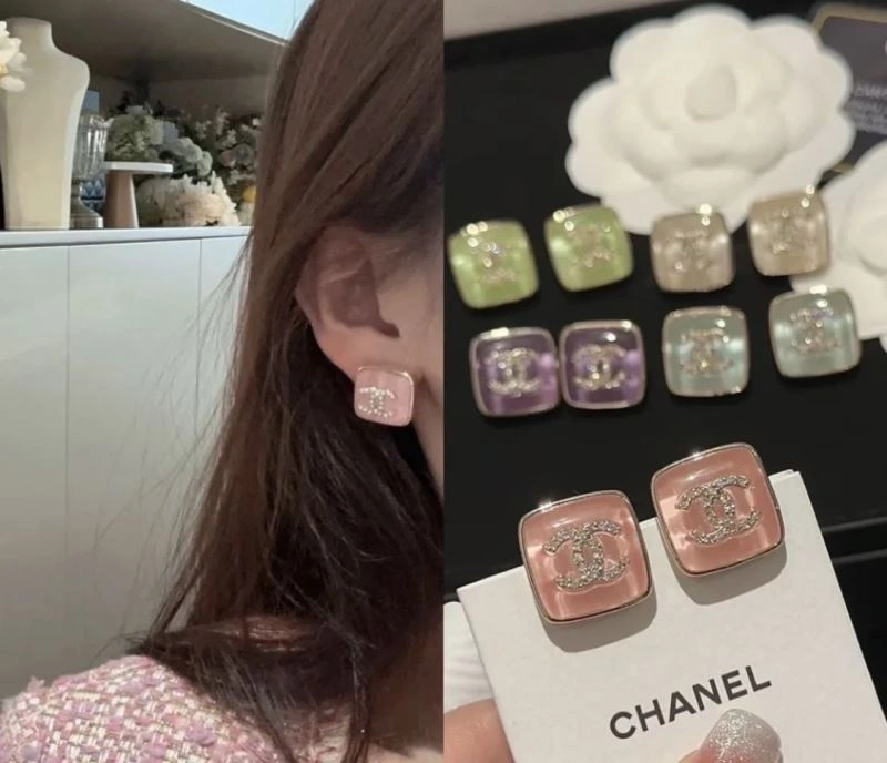 Chanel Earrings Youthful 227522