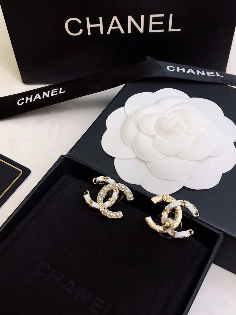Chanel Earrings Sleek 227491