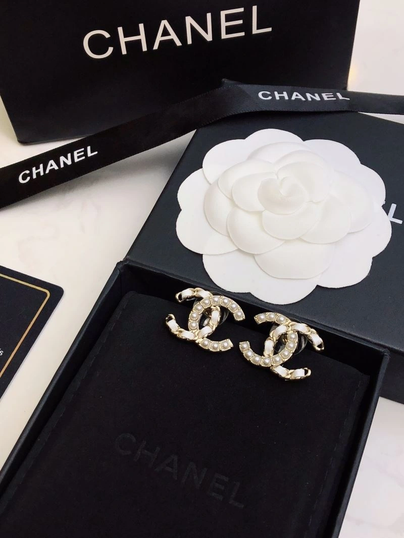 Chanel Earrings Sleek 227491