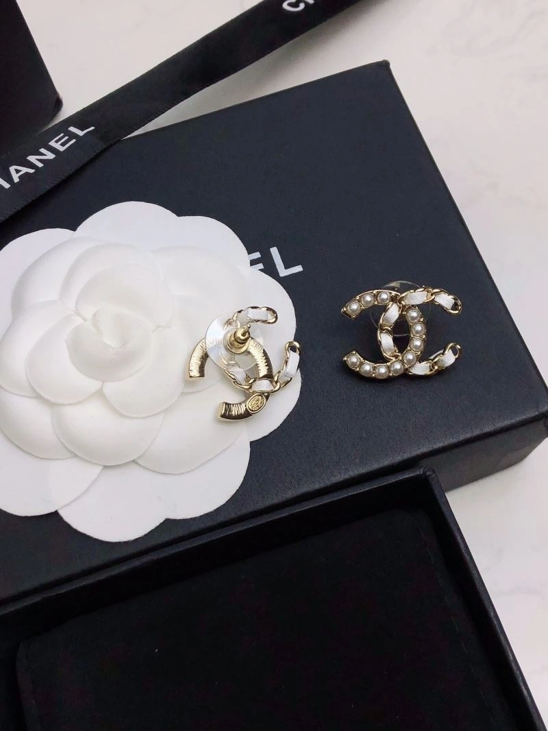 Chanel Earrings Sleek 227491