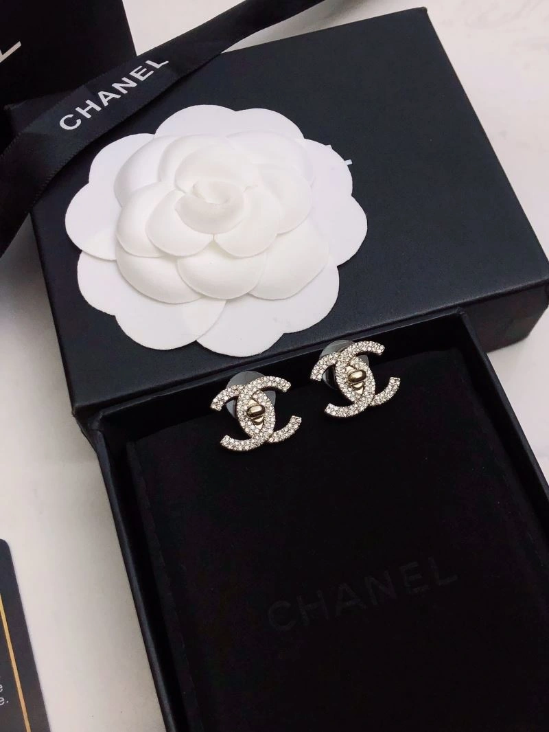 Chanel Earrings Sleek 227491
