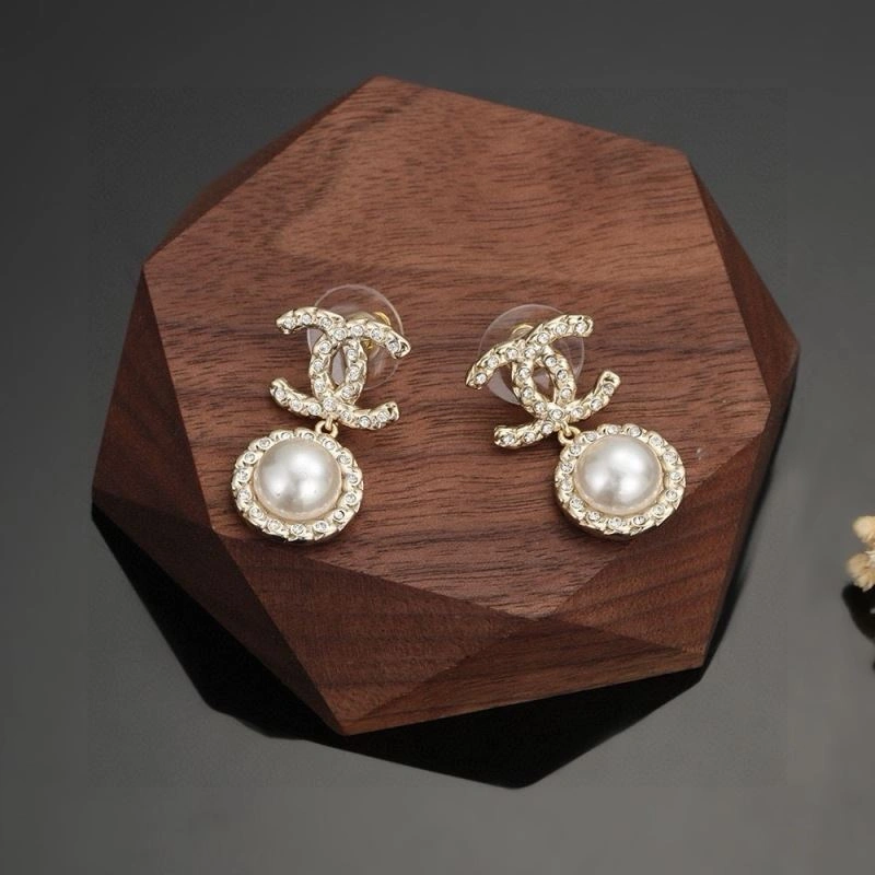 Timeless Chanel Earrings 227485