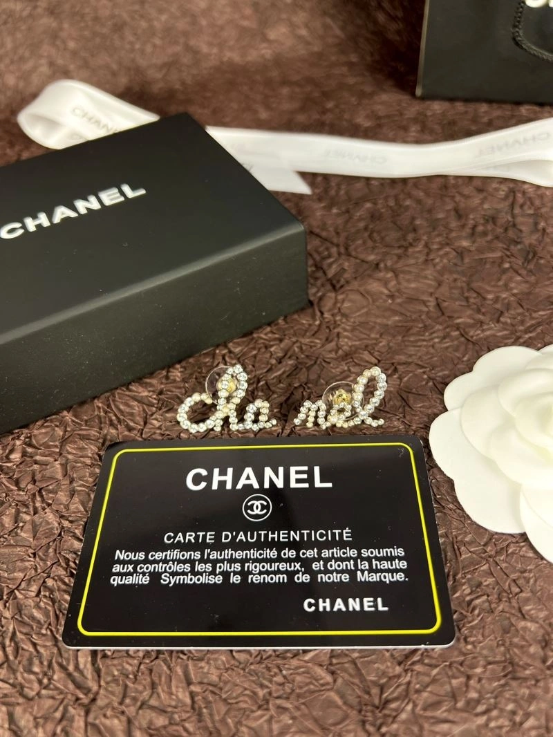 Chanel Earrings Lightweight 227505