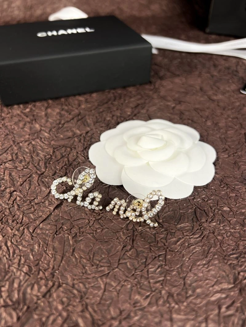 Chanel Earrings Lightweight 227505