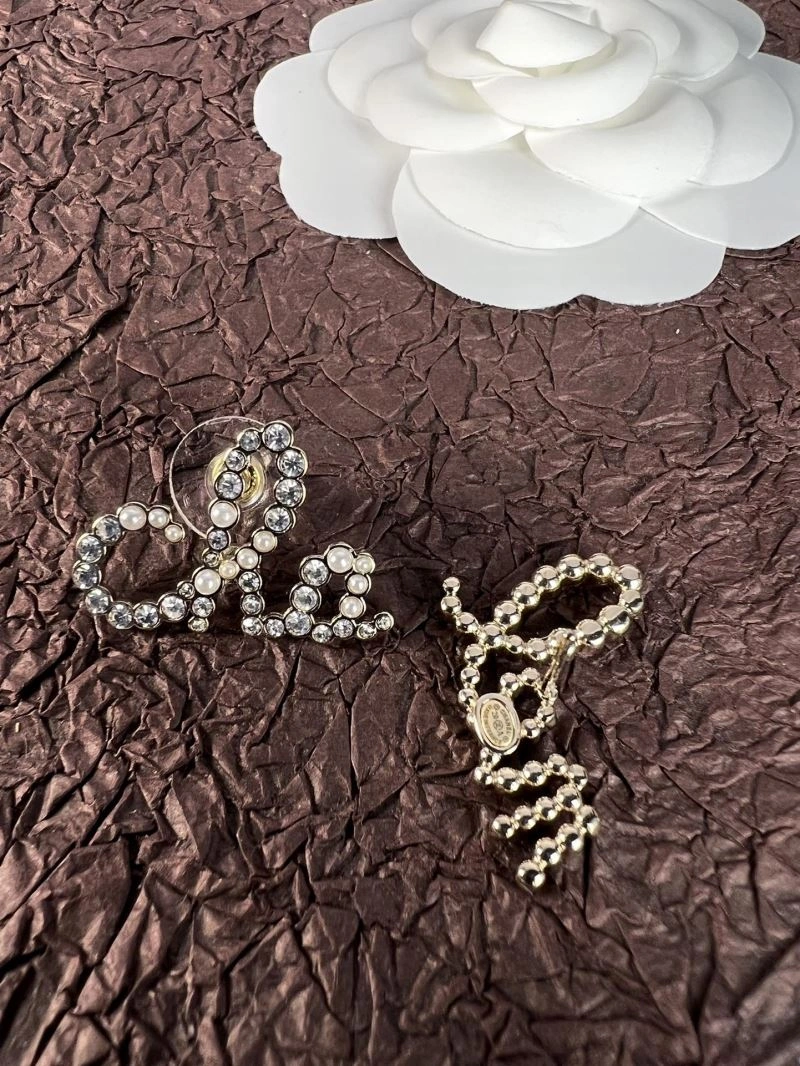 Chanel Earrings Lightweight 227505