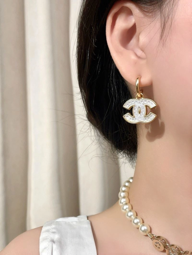 Chanel Earrings StreetReady 227475