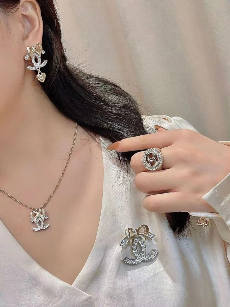 Chanel Earrings OnTrend 227478