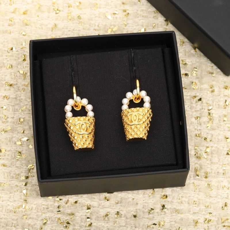 Chanel Earrings Supportive 227483
