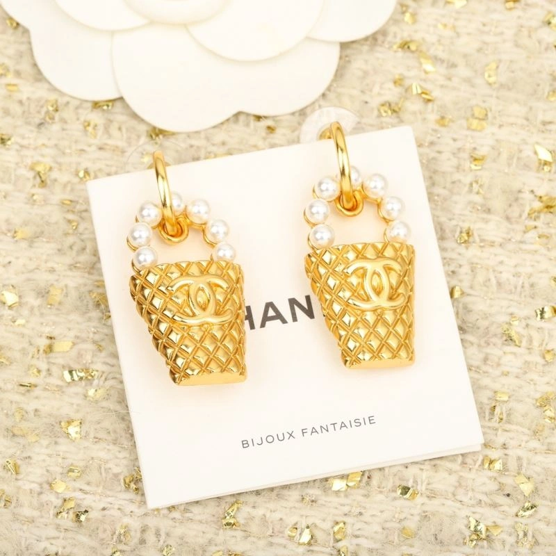 Chanel Earrings Supportive 227483