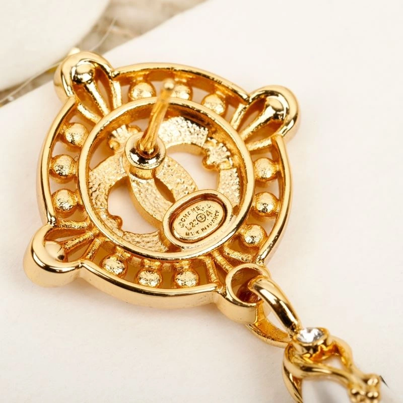 Vibrant Chanel Earrings 227477