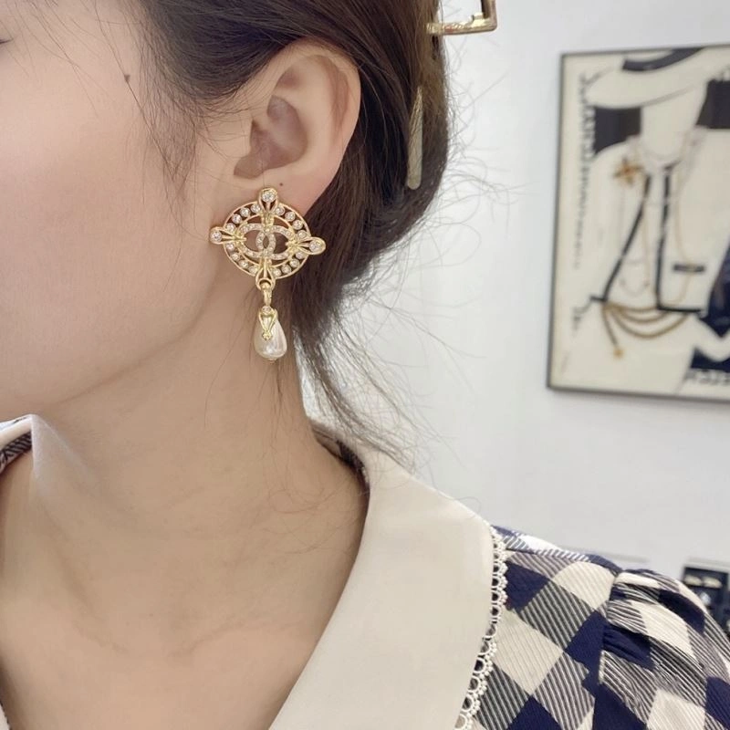 Vibrant Chanel Earrings 227477