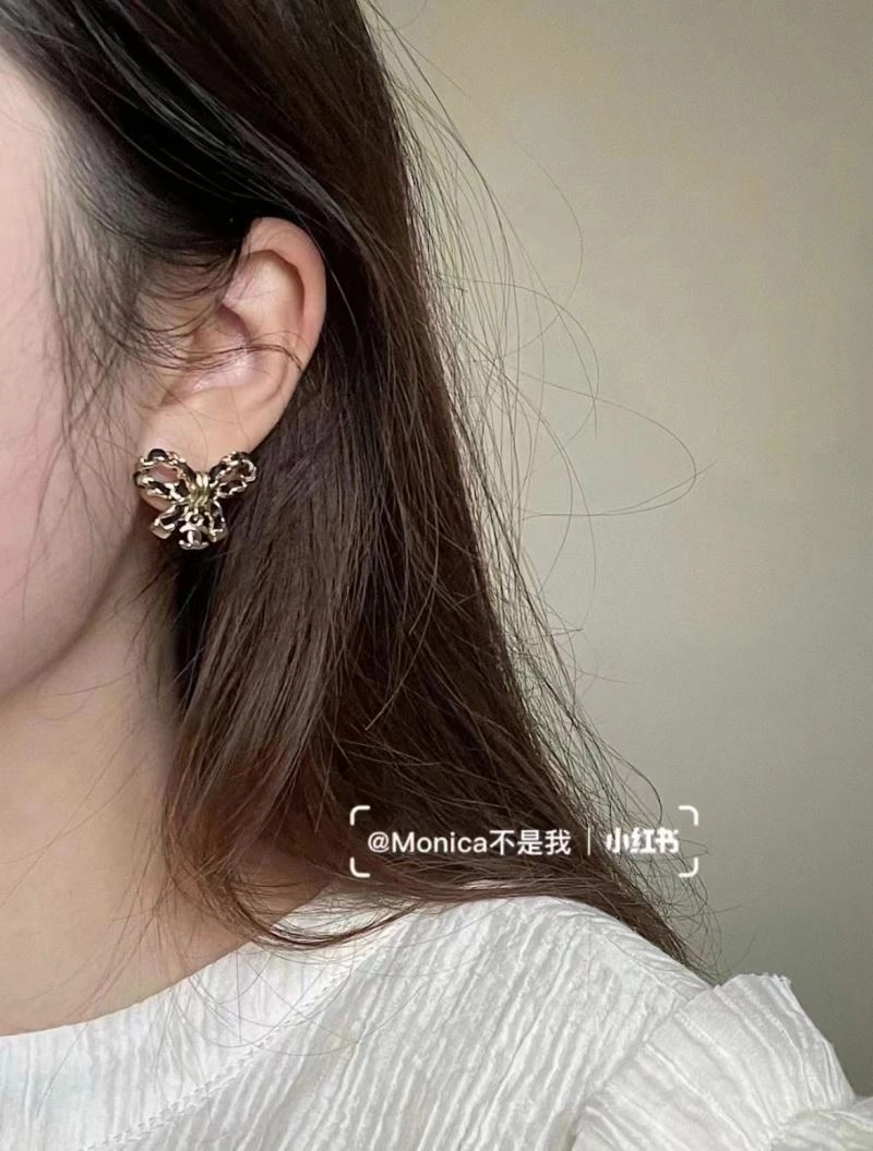 Versatile Chanel Earrings 227472