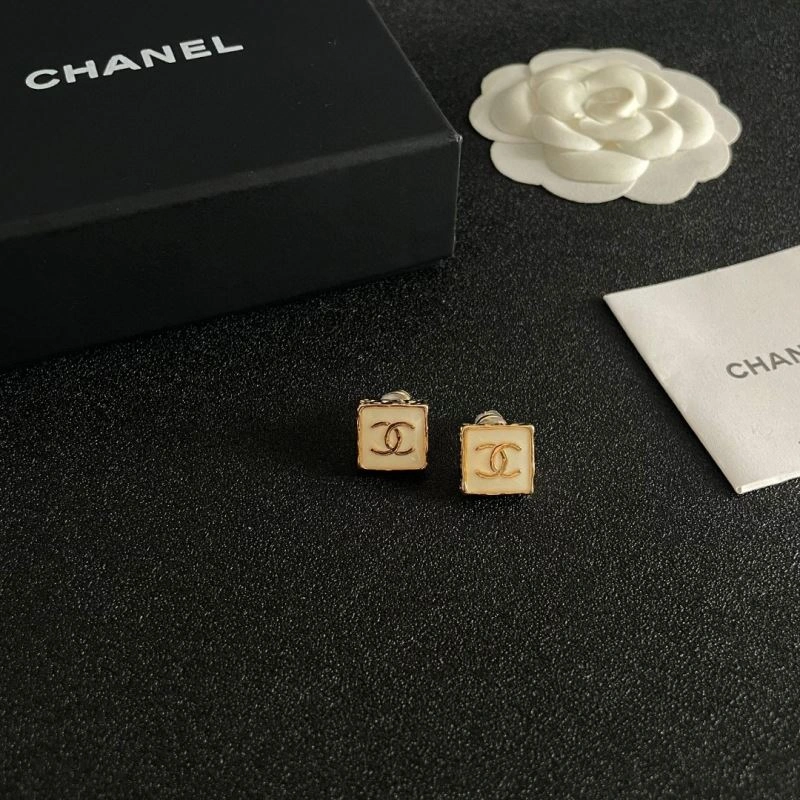 Chanel Earrings Vibrant 227459