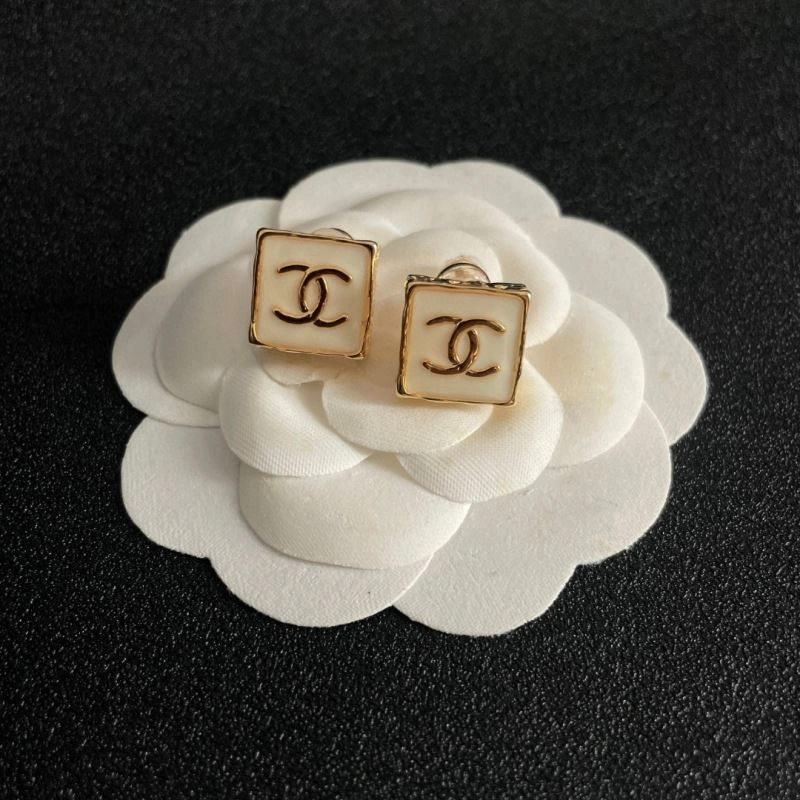 Chanel Earrings Vibrant 227459