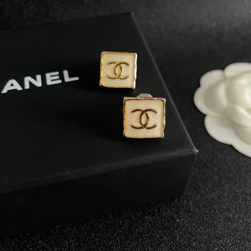Chanel Earrings Vibrant 227459