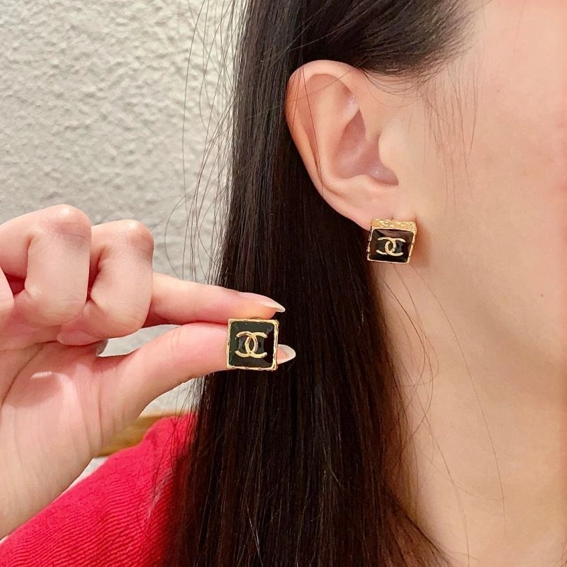 Chanel Earrings Modern 227487