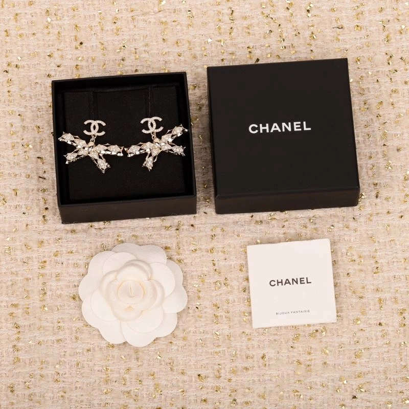Unique Chanel Earrings 227456
