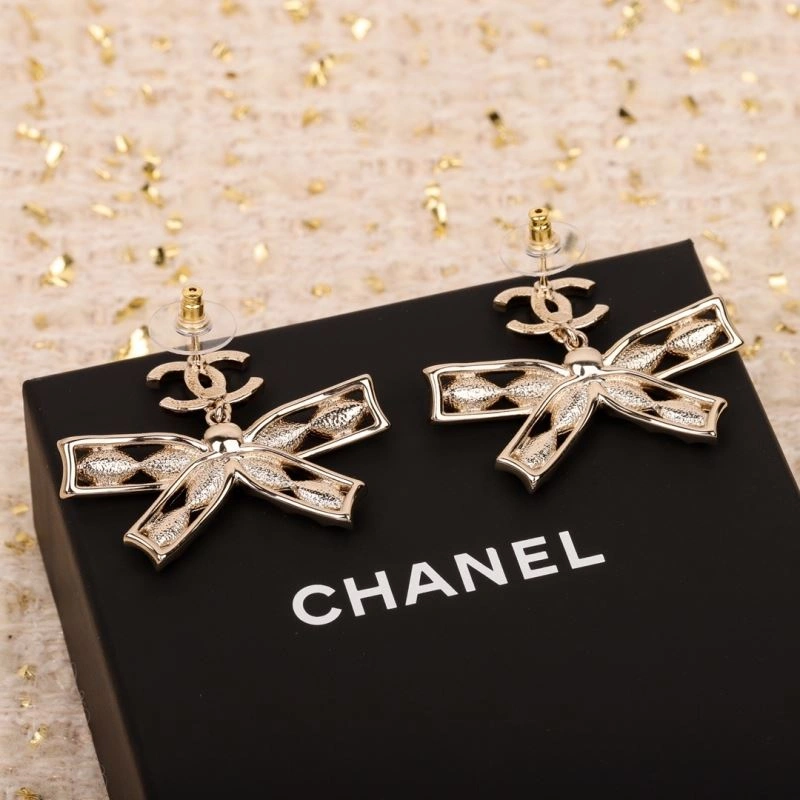 Unique Chanel Earrings 227456