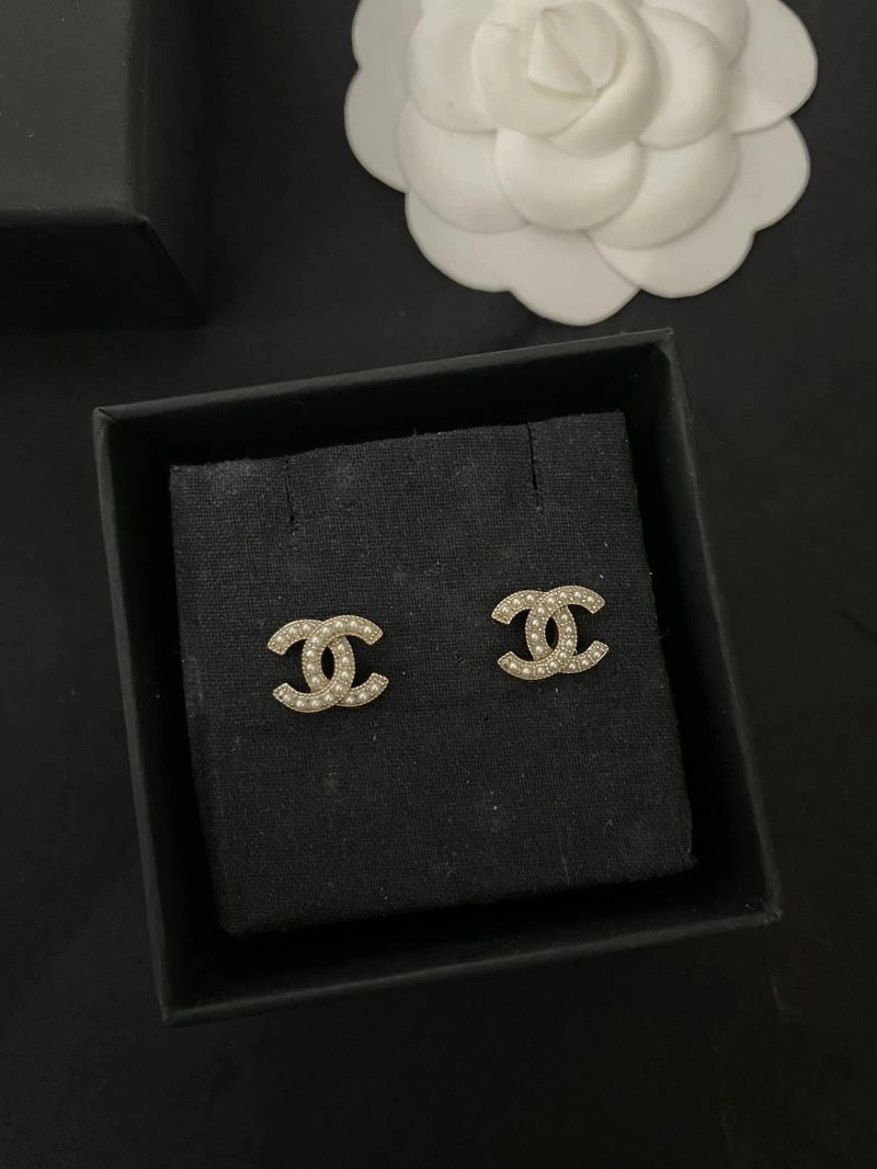 Chanel Earrings ModernLook 227452