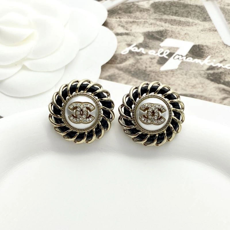 Chanel Earrings EyeCatching 227442
