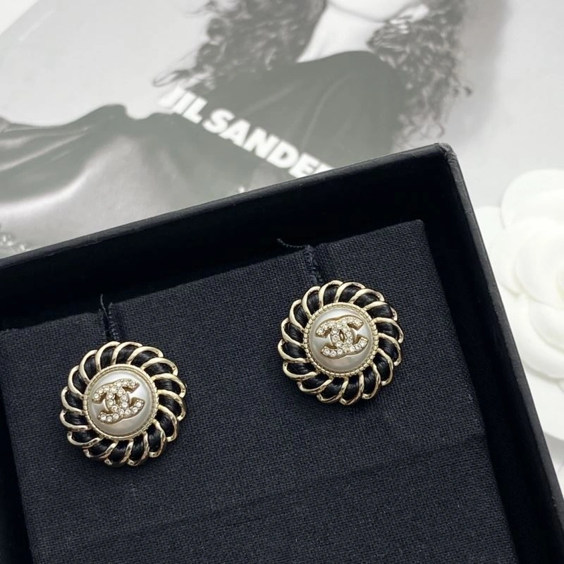 Chanel Earrings EyeCatching 227442