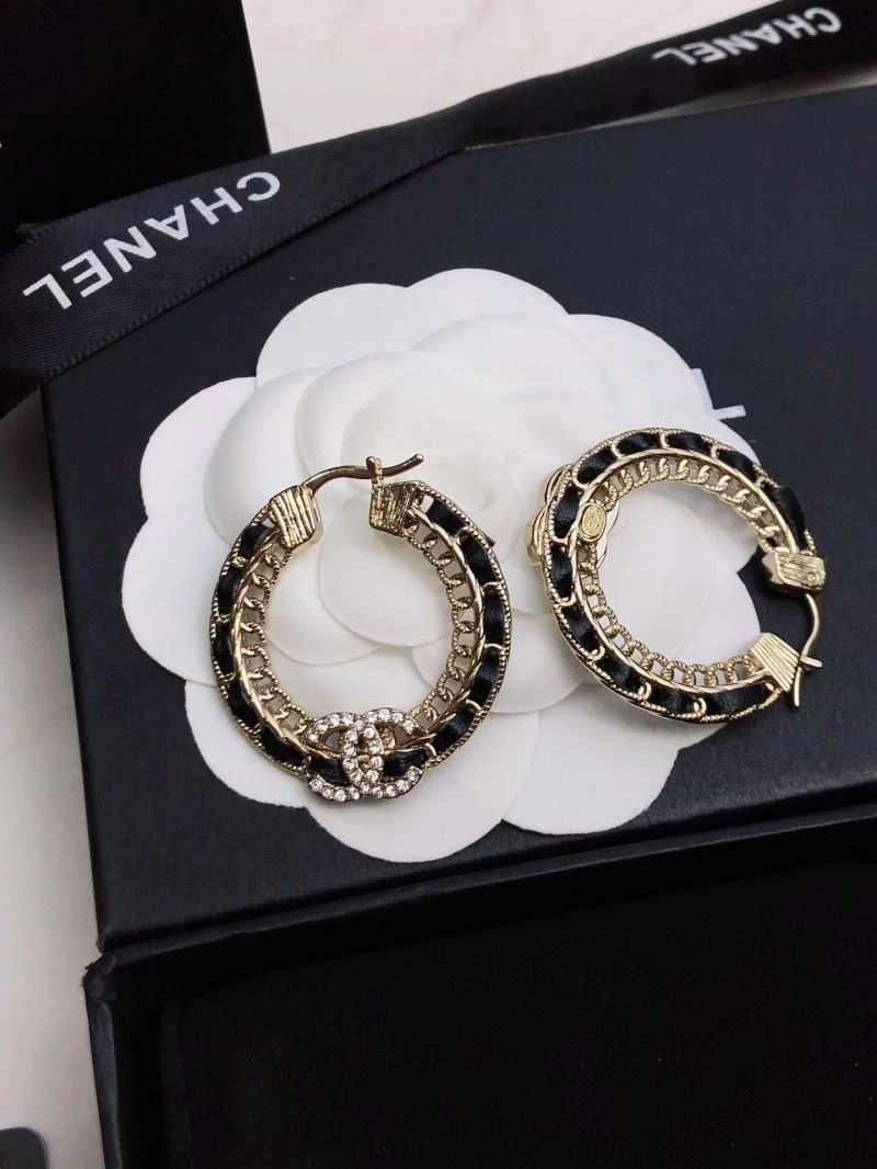 Refined Chanel Earrings 227436
