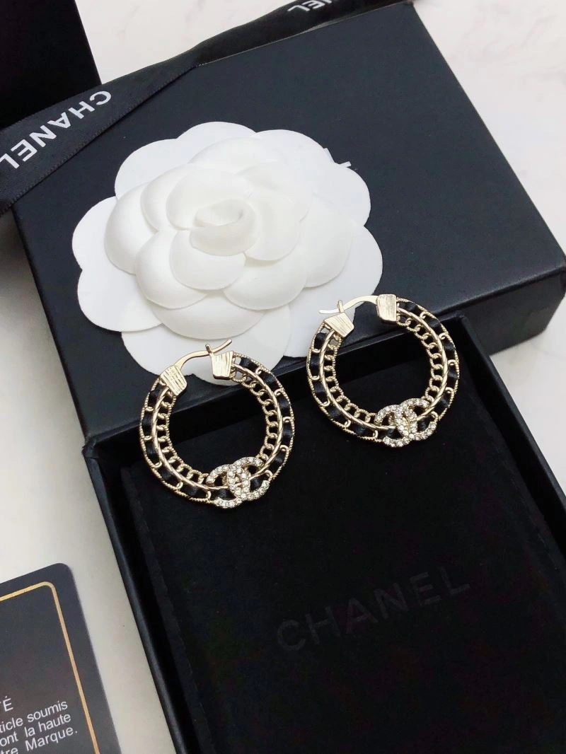 Refined Chanel Earrings 227436
