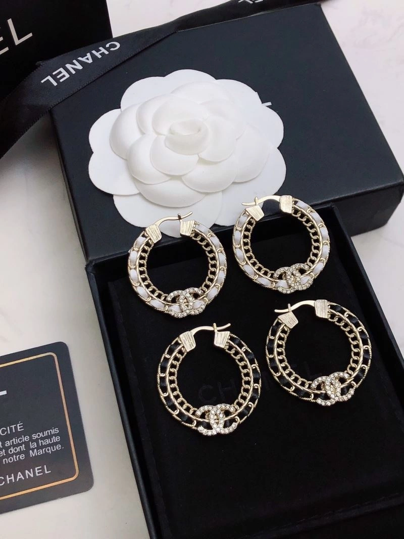 Refined Chanel Earrings 227436