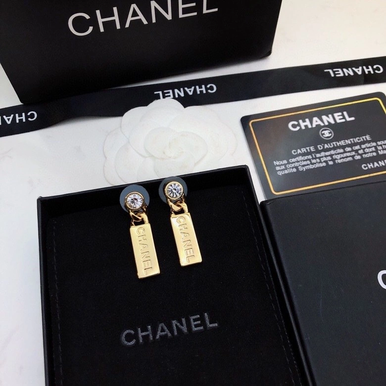 Chanel Earrings ModernLook 227467