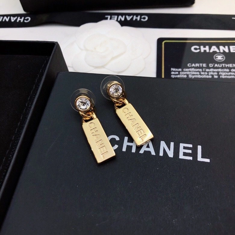 Chanel Earrings ModernLook 227467
