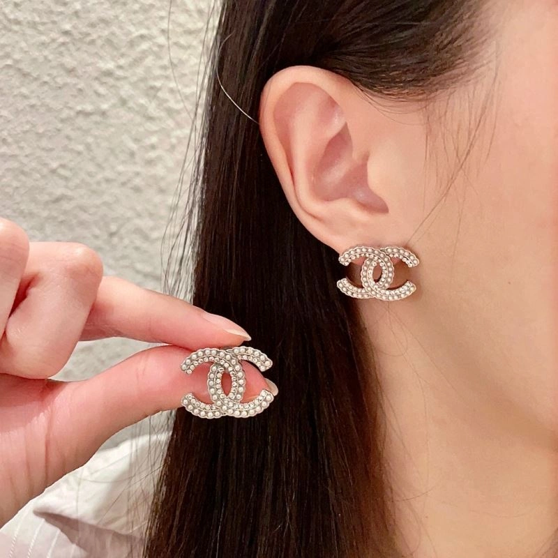 Chanel Earrings Elegant 227460