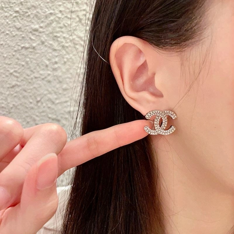 Chanel Earrings Elegant 227460