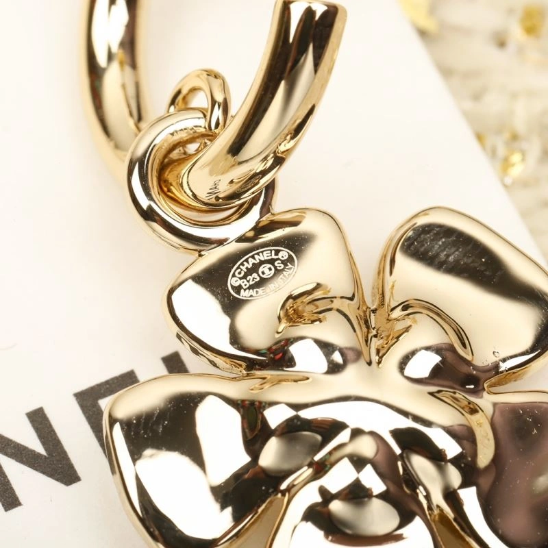Snug Chanel Earrings 227544