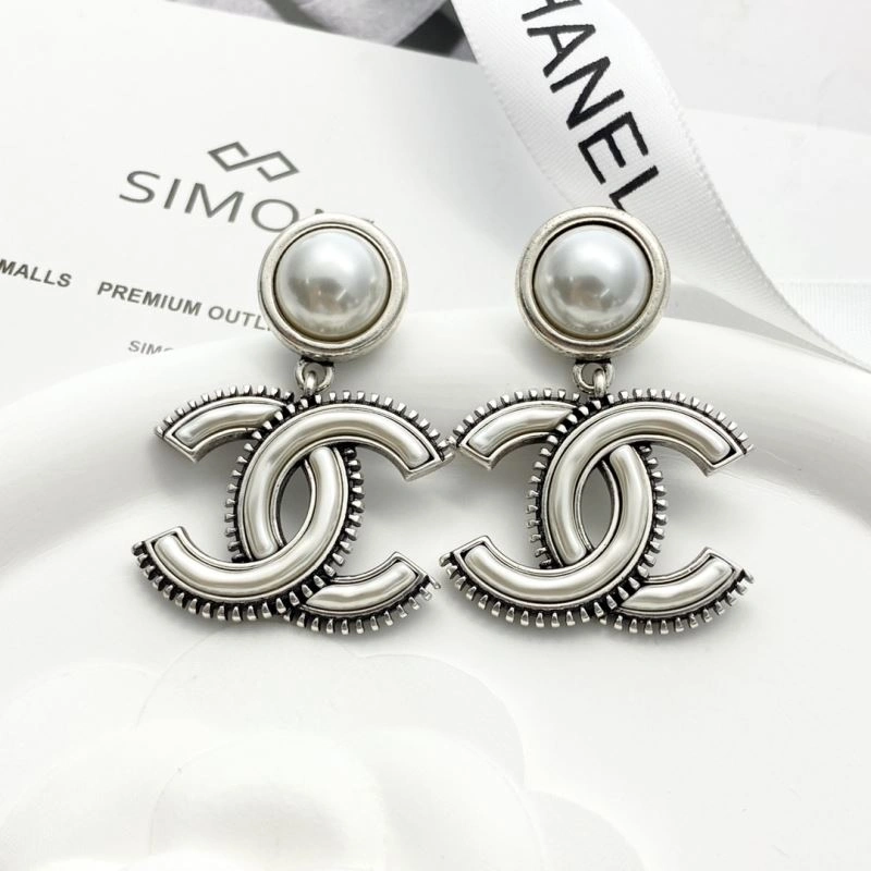 Chanel Earrings Durable 227435