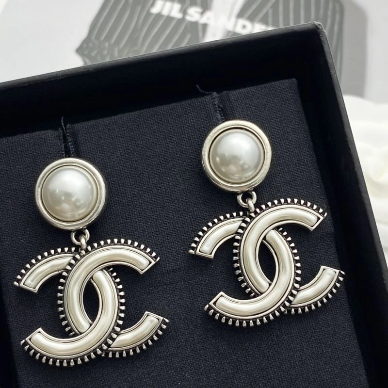 Chanel Earrings Durable 227435