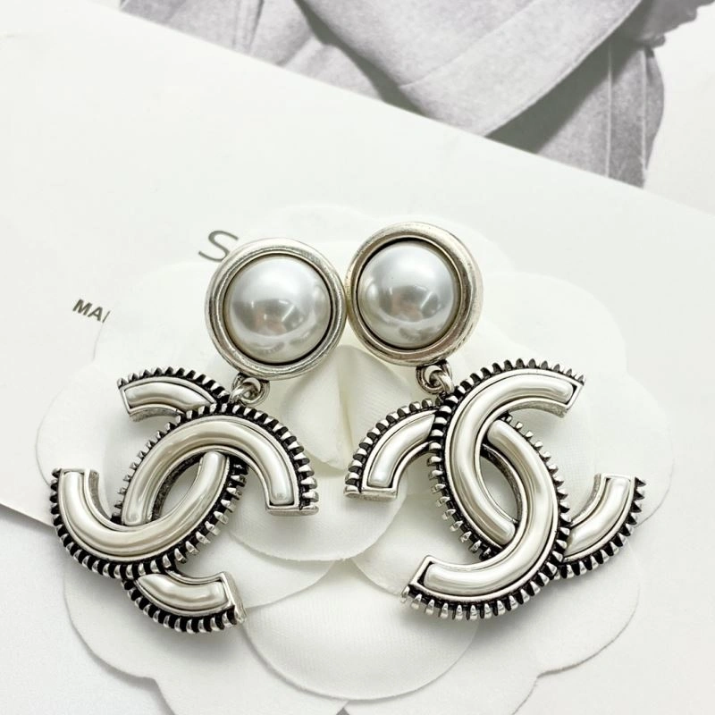 Chanel Earrings Durable 227435