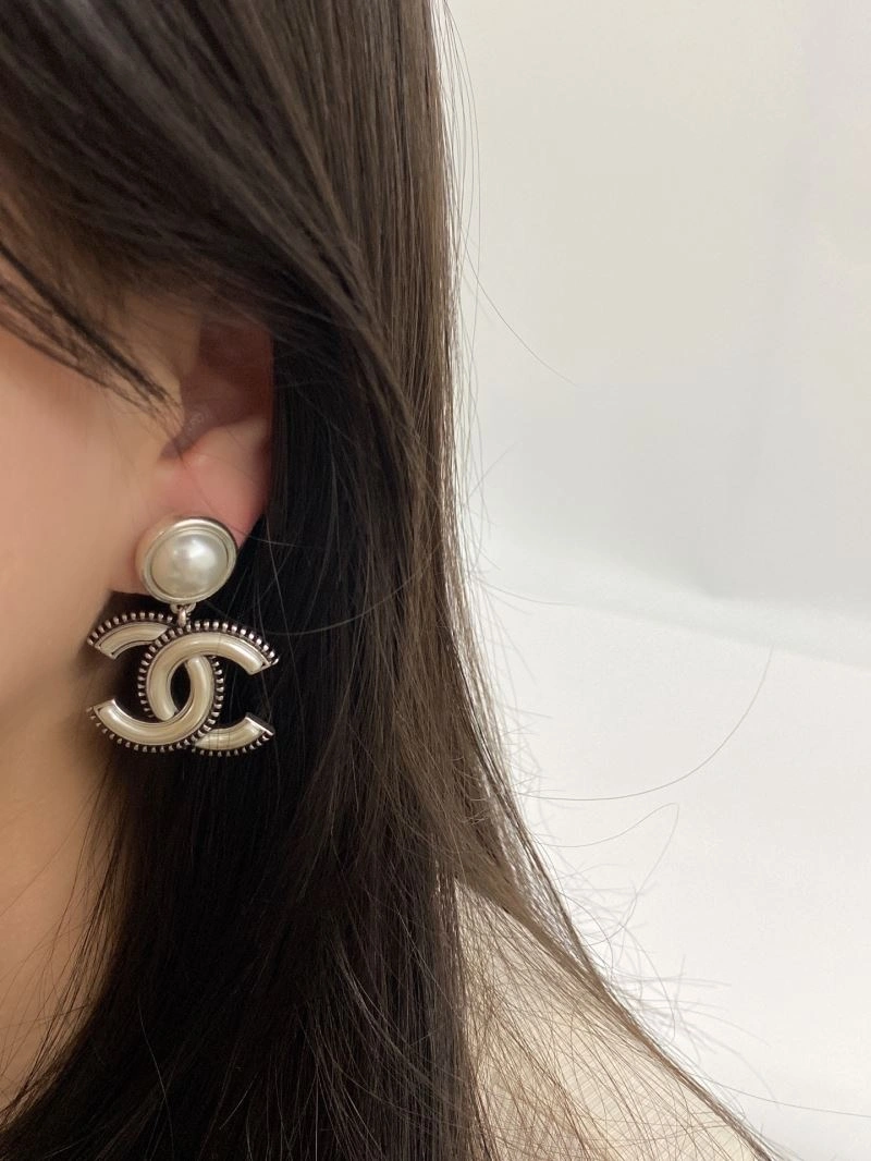 Chanel Earrings Durable 227435