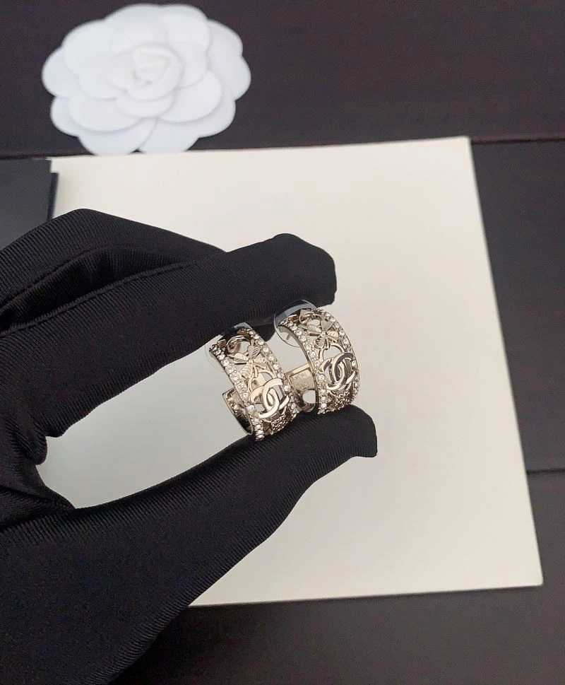 Chanel Earrings Snug 227443