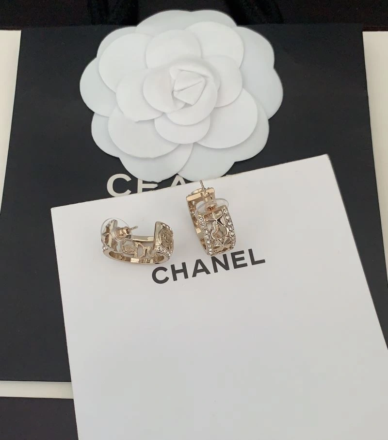Chanel Earrings Snug 227443