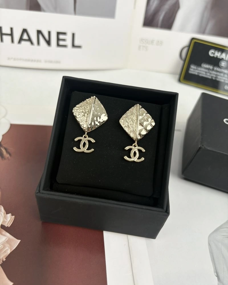 Chanel Earrings SmoothTexture 227448