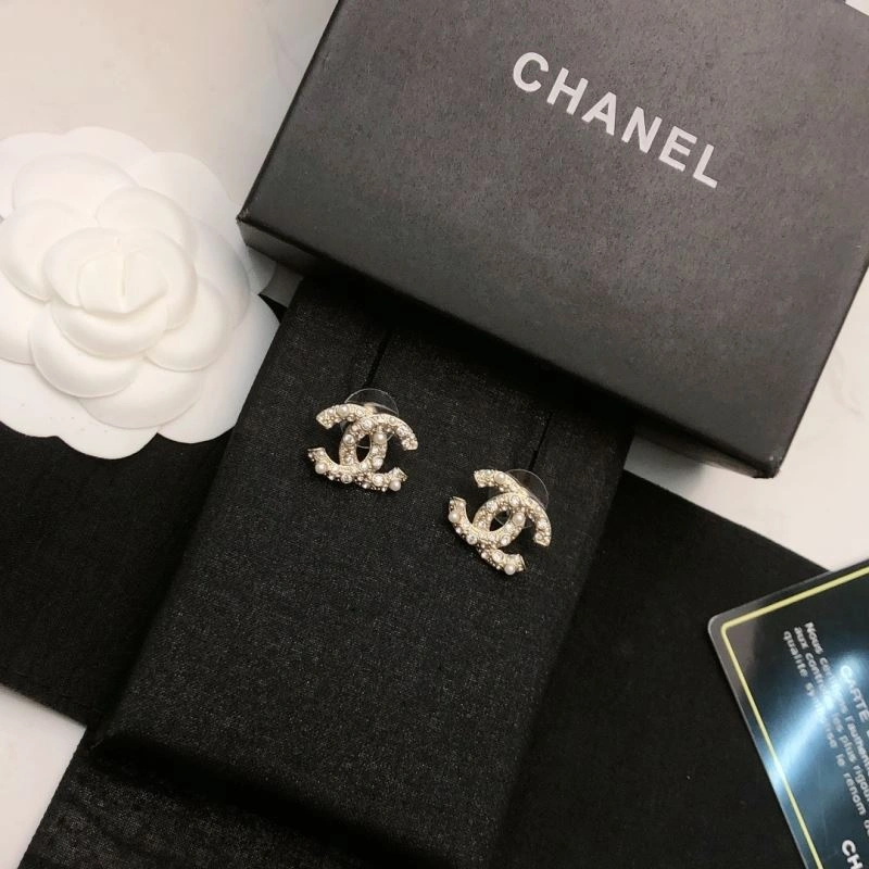 Elegant Chanel Earrings 227409