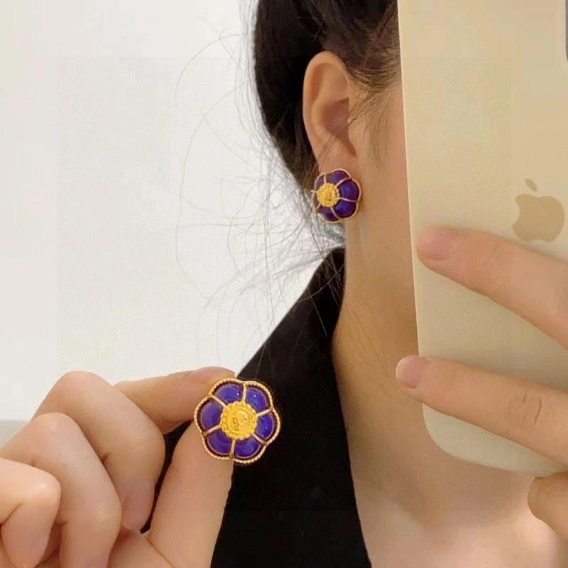 GoAnywhere Chanel Earrings 227402