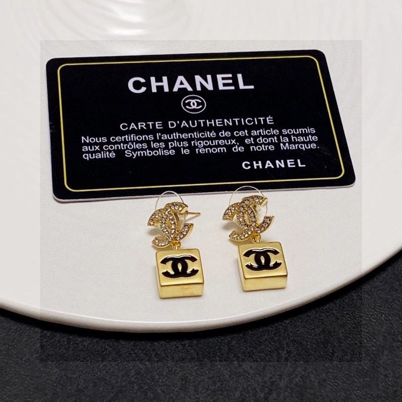 Chanel Earrings Durable 227471