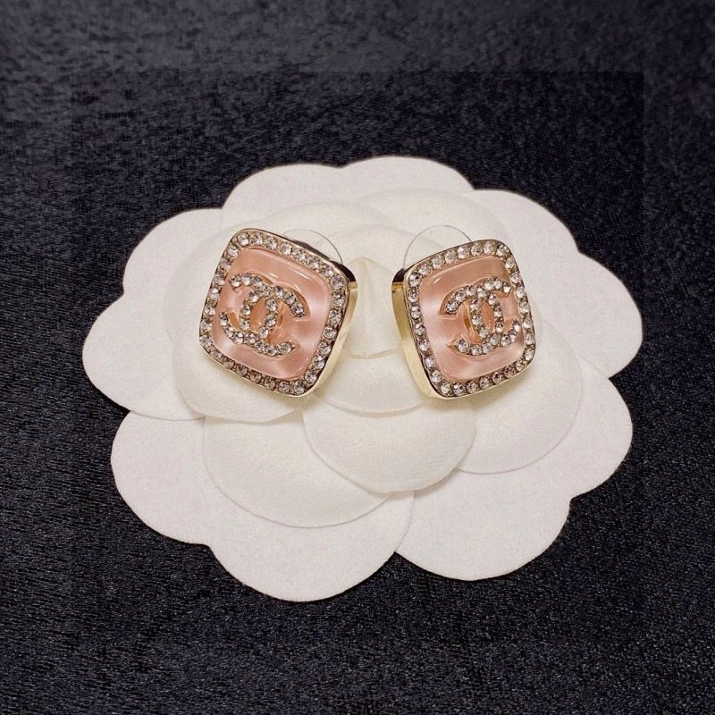 Popular Chanel Earrings 227412