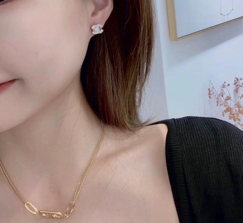 Chanel Earrings WellDesigned 227391