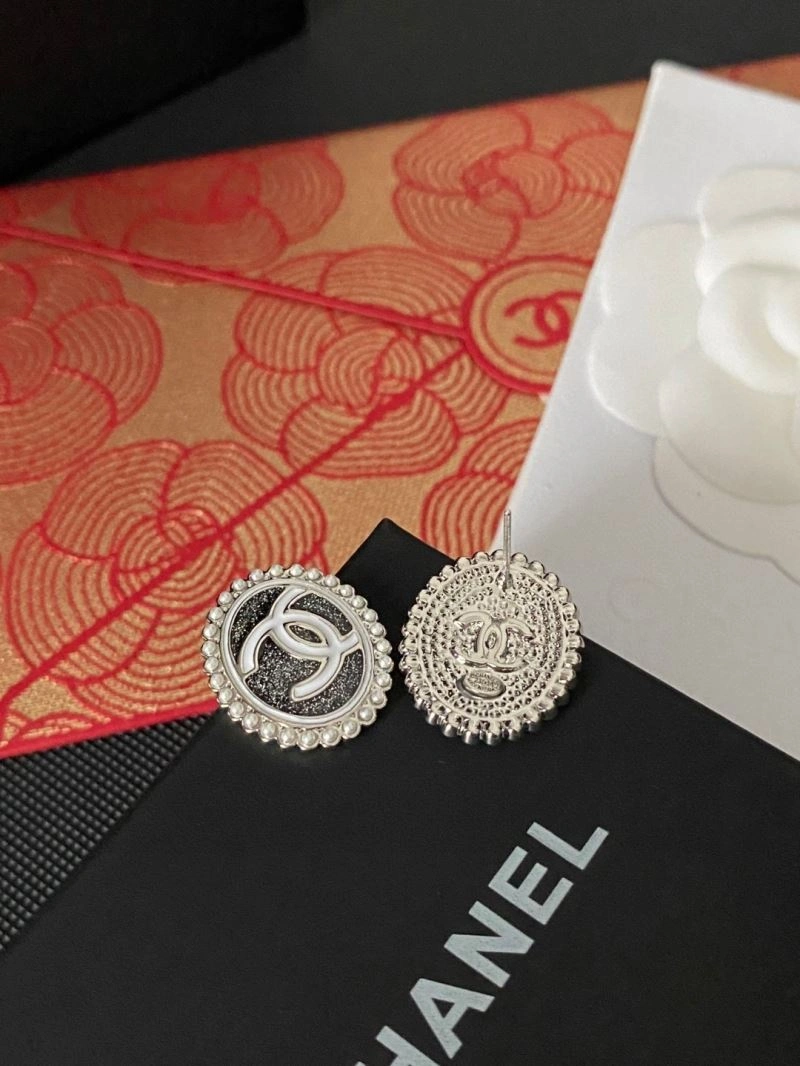 Sophisticated Chanel Earrings 227398