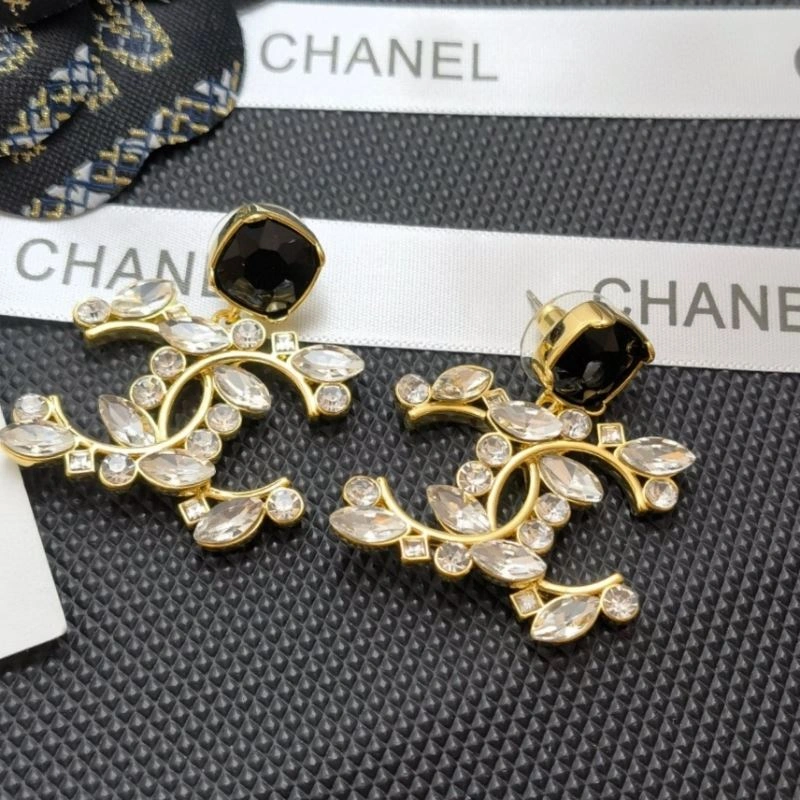Supportive Chanel Earrings 227399