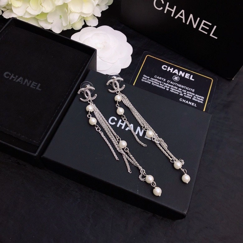 Chanel Earrings Affordable 227385