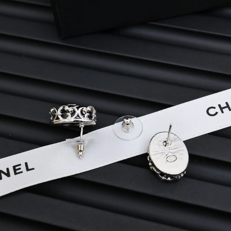 Vibrant Chanel Earrings 227395